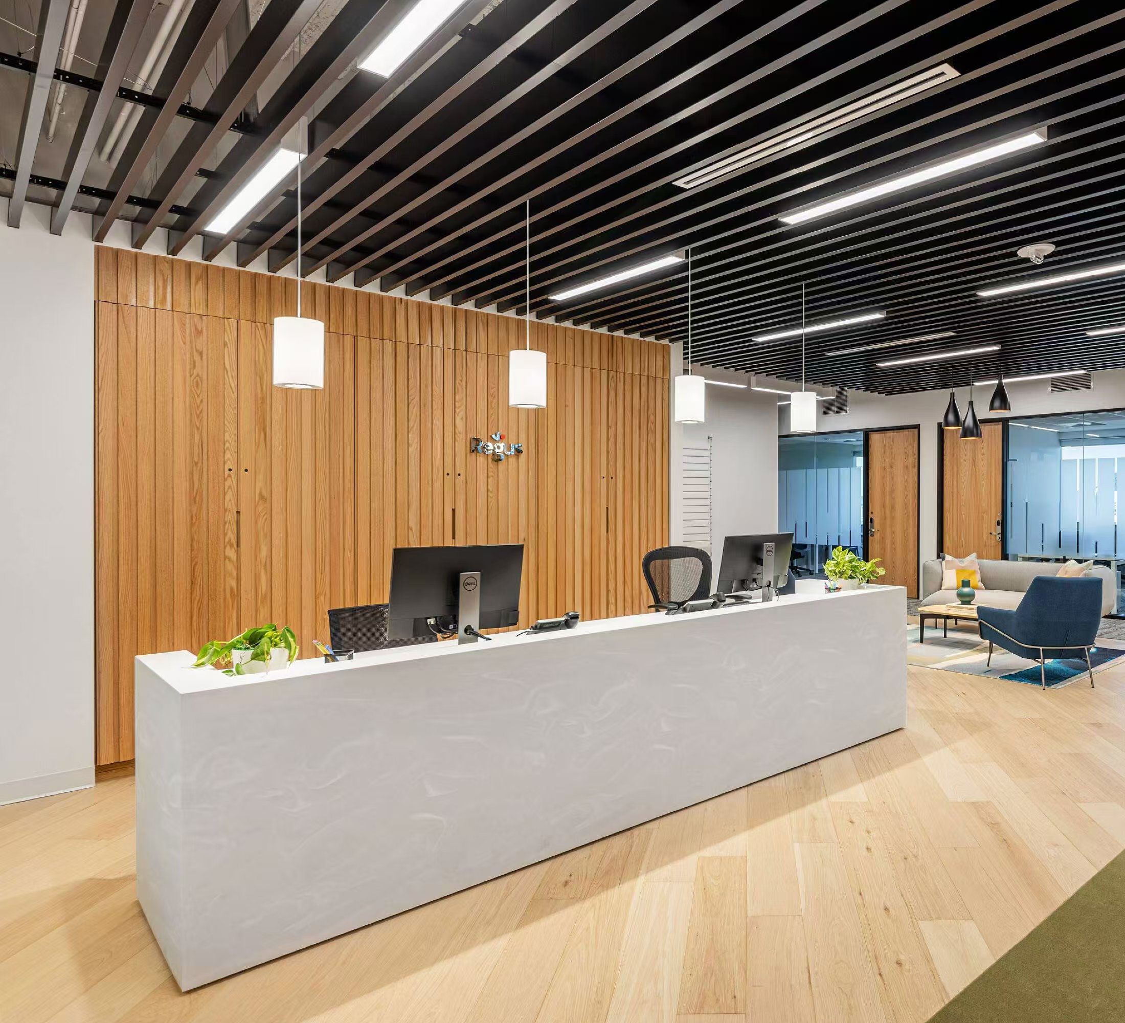 What Is The Right Countertop Material for Your Kitchen?